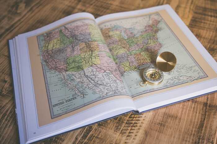orientasi navigasi peta dengan kompas dalam pramuka